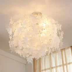 Lámpara de techo Lindby Maple, Ø 70 cm, cromada, blanca, de tela