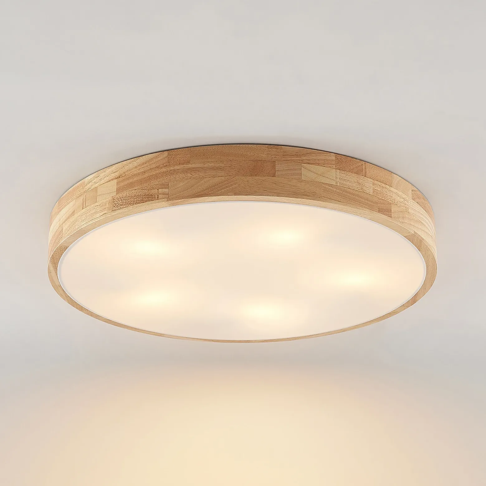 Lámpara de techo Lindby Tanju, Ø 60 cm, 5 luces, madera de caucho, E27