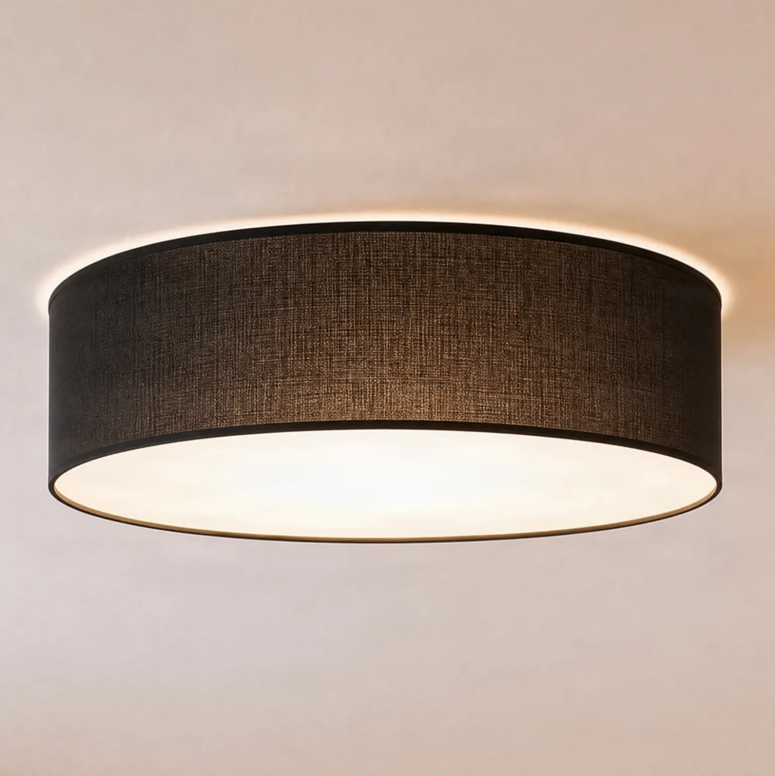 Lámpara de techo Marshall, negra, Ø 50 cm, metal/ratán
