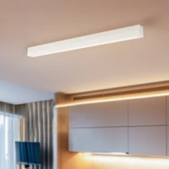 Lámpara de techo Straight, blanca, 92 cm, metal, plástico