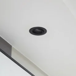 Lámpara empotrable Prios LED Shima, negra, 7 W, 3000K, atenuable