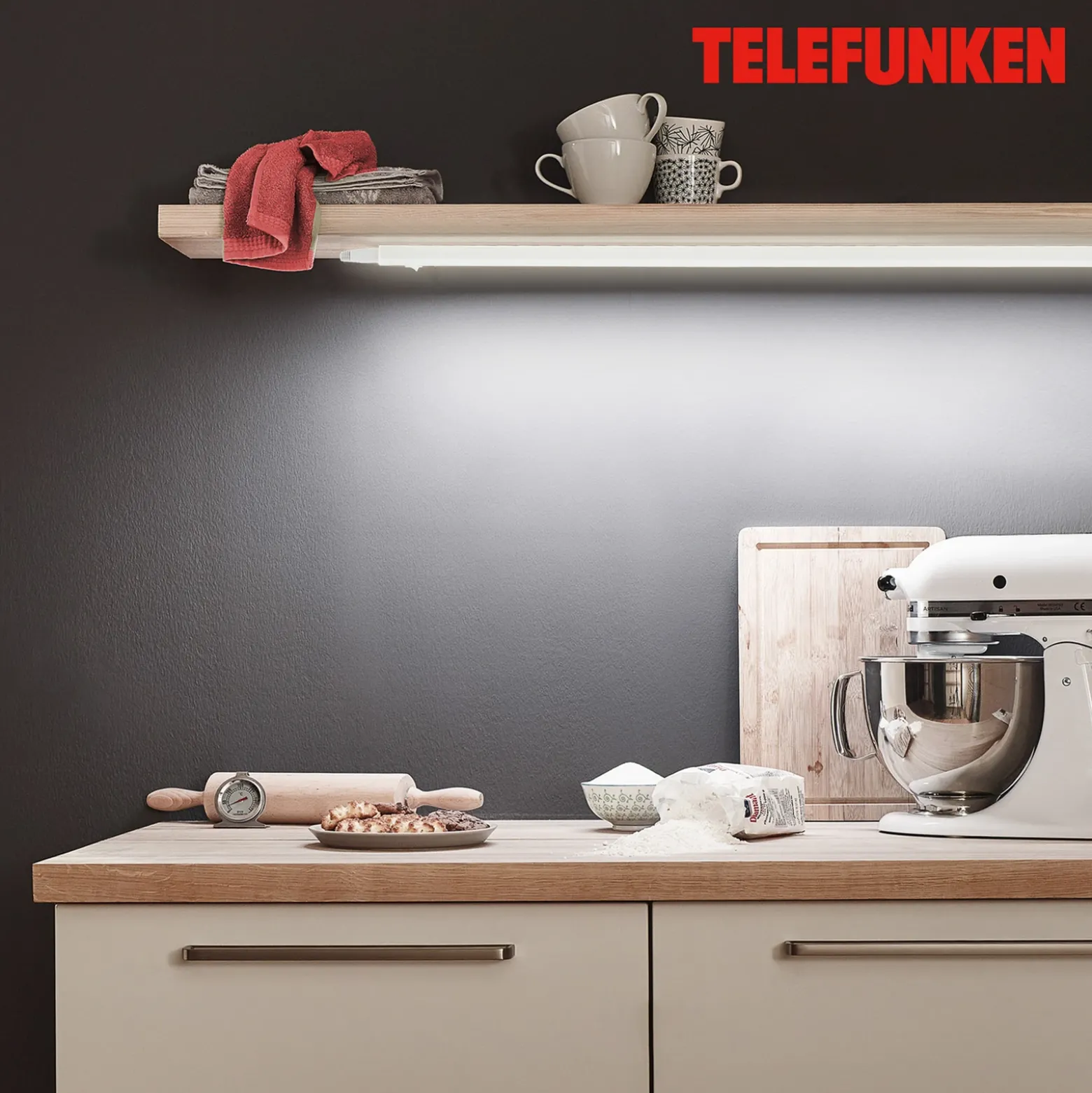 Lámpara LED bajo mueble Hephaistos, blanca, longitud 117 cm