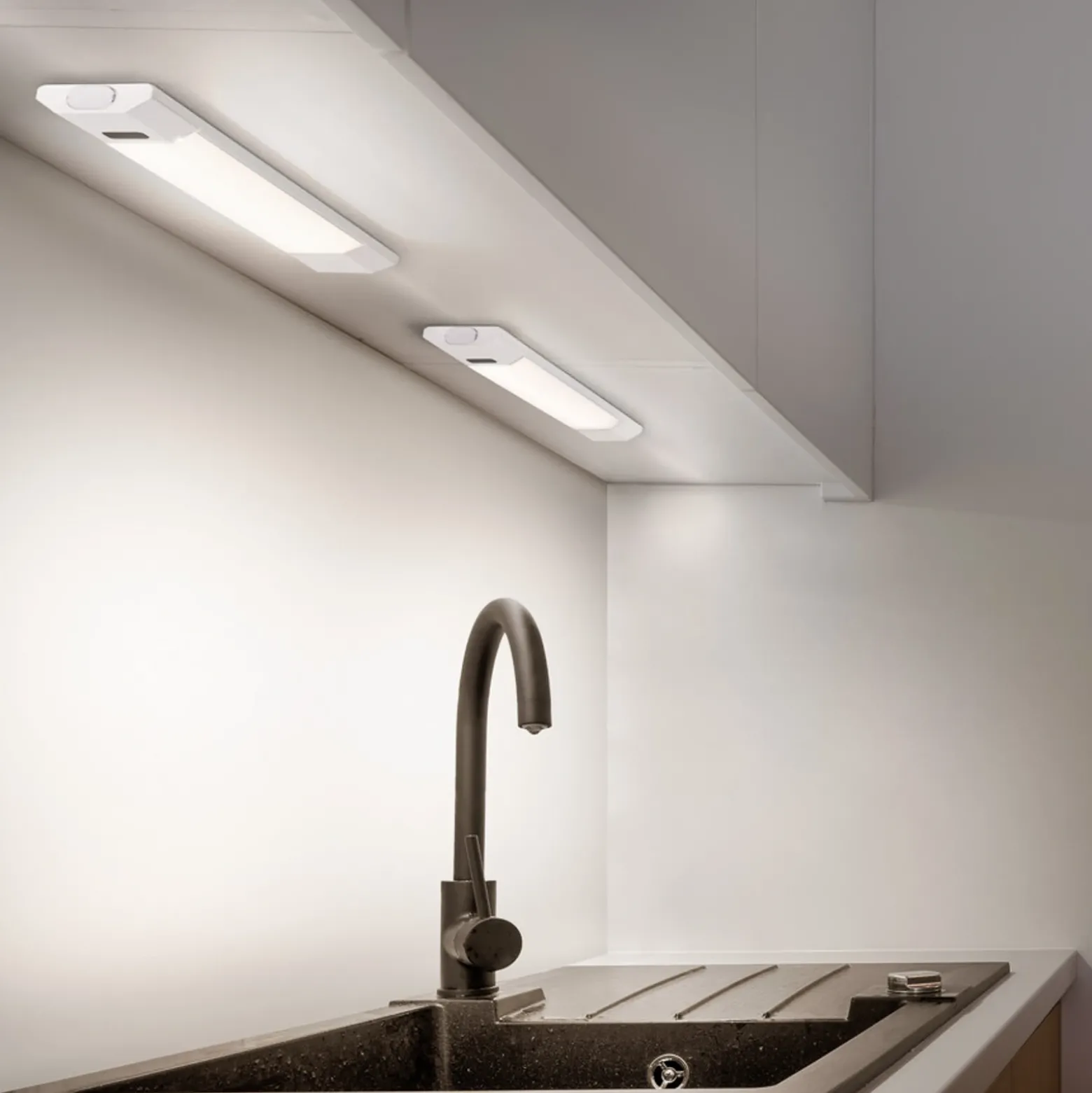 Lámpara LED bajo mueble OSRAM Linear Edge Sensor 30 cm blanco CCT