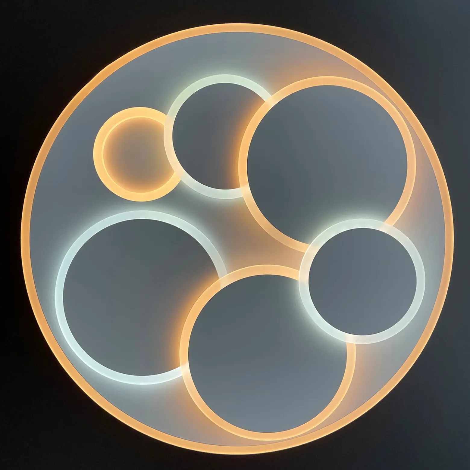 Lámpara LED de techo Dots, blanca, Ø 50 cm, metal/acrílico, CCT