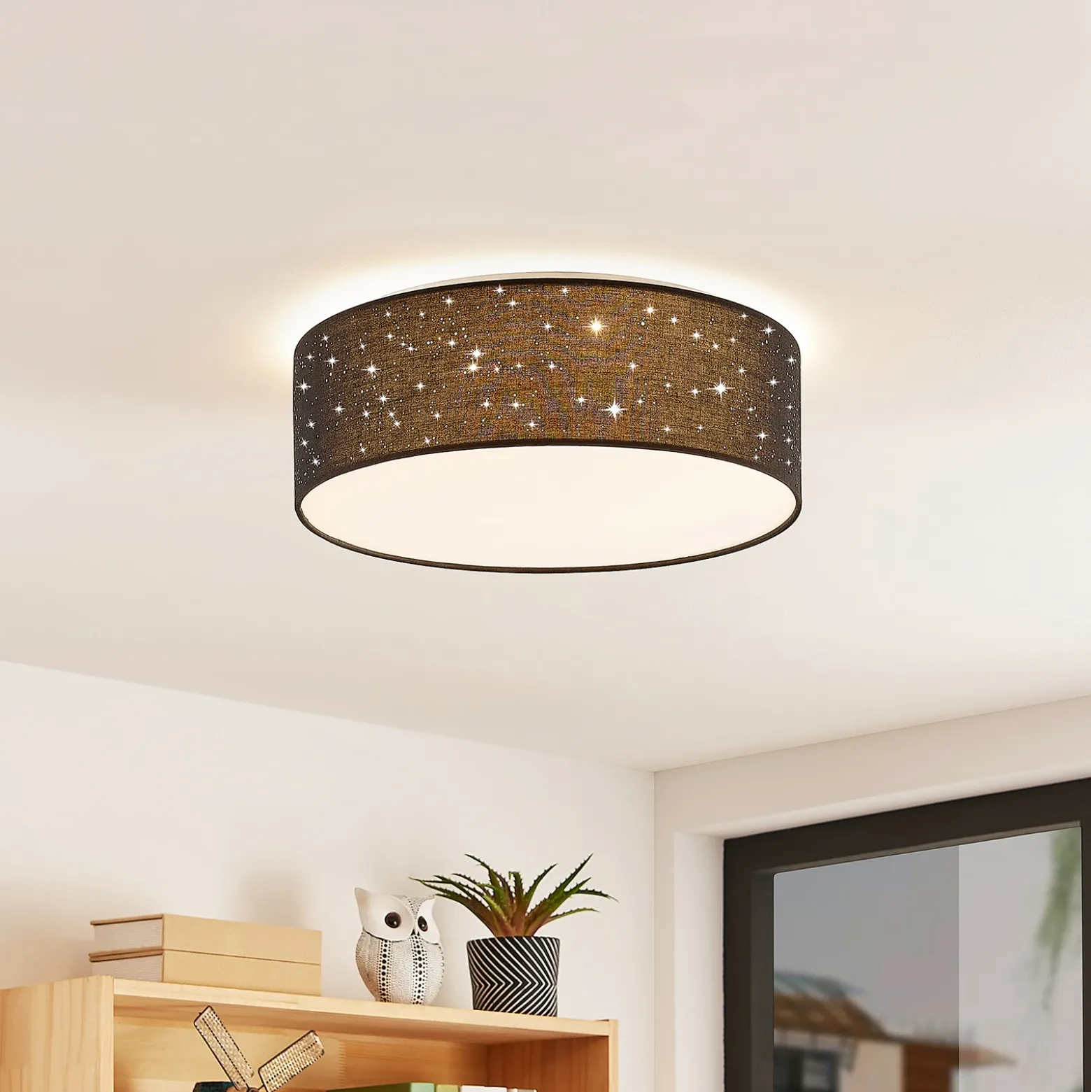 Lámpara LED de techo Ellamina de Lindby, 40 cm, negra, textil