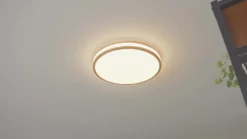 Lámpara LED de techo Lindby Emiva, 50 cm, madera clara, CCT