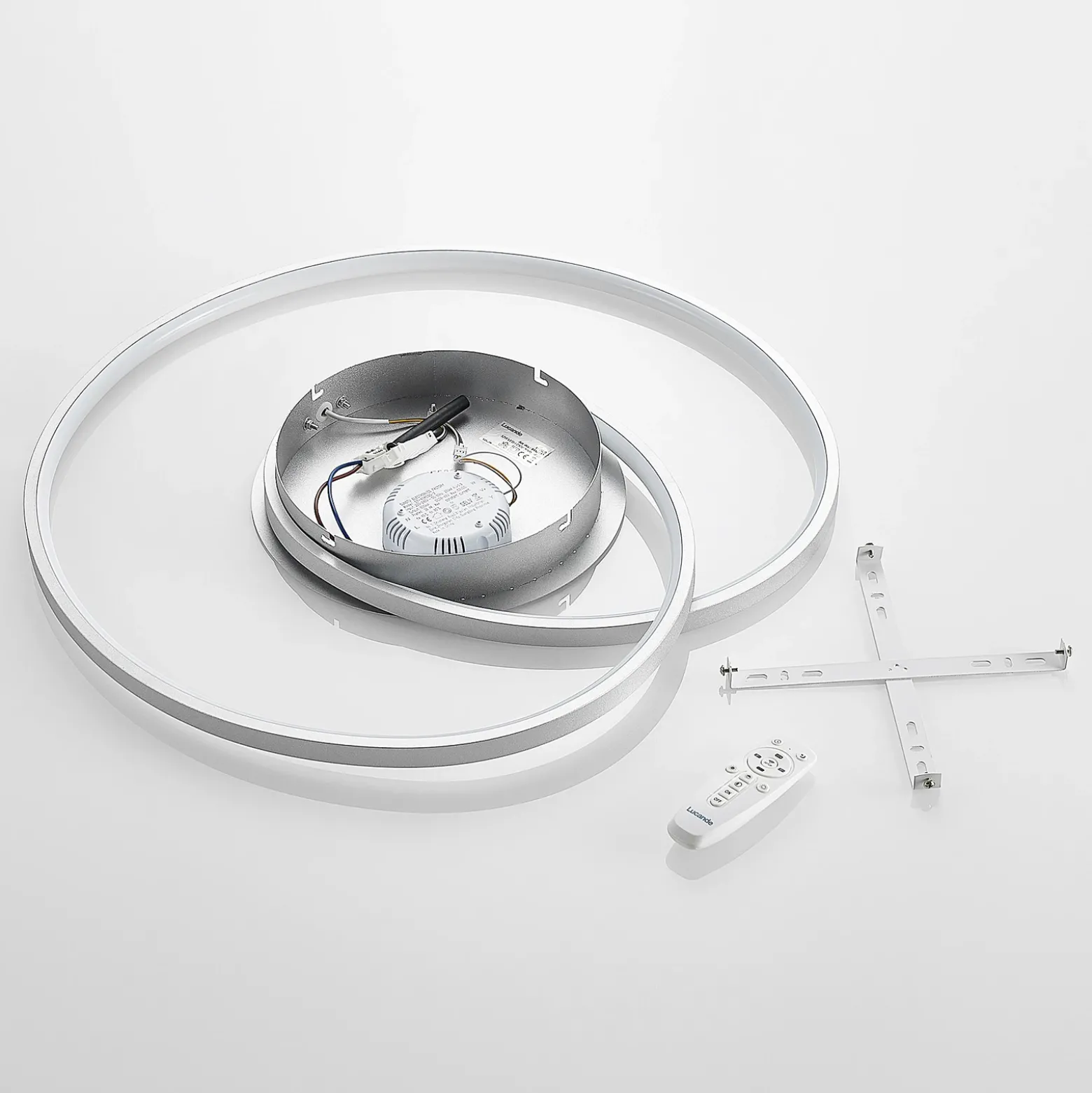 Lámpara LED de techo Lucande Enesa, 63 cm, CCT, control remoto, atenuable