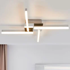 Lámpara LED de techo Patrik de Lindby, 59 cm, 4 luces, cromo, IP44