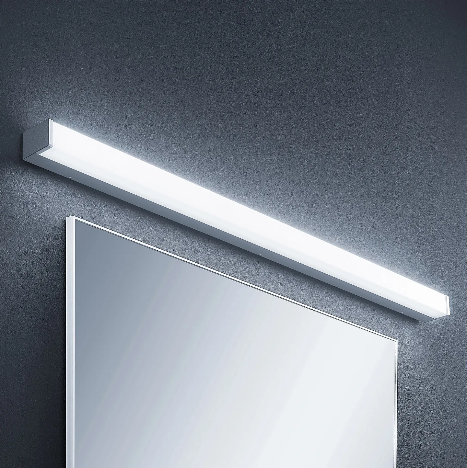 Lámpara LED para cuarto de baño Lindby Klea, 120 cm, cromo, metal, IP44