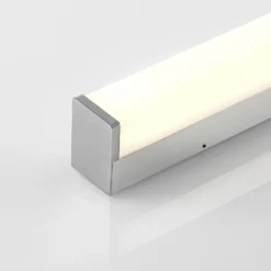 Lámpara LED para cuarto de baño Lindby Klea, 120 cm, cromo, metal, IP44