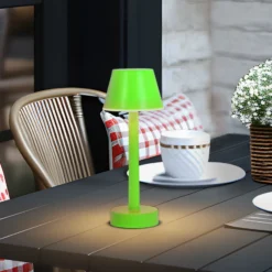 Lámpara LED recargable Lindby Gaja, verde, USB, IP44, RGBW, atenuable
