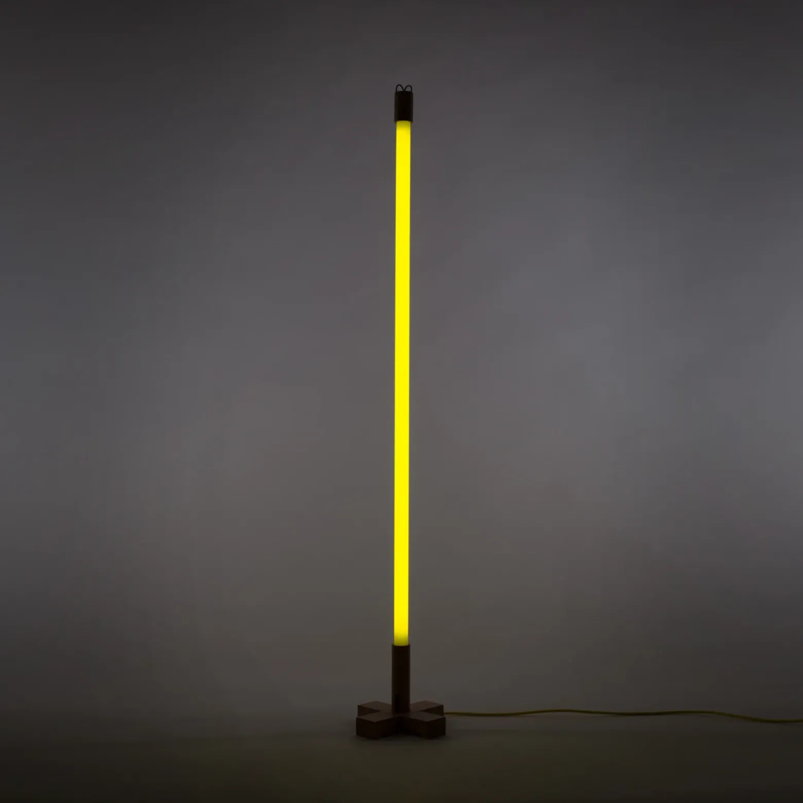Lámpara LED SELETTI Linea, amarilla, detalles de madera, universal