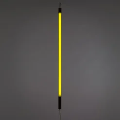 Lámpara LED SELETTI Linea, amarilla, detalles de madera, universal