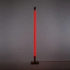 Lámpara LED SELETTI Linea, roja, detalles de madera, universal
