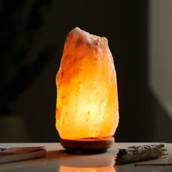 Lámpara mesa de cristal de sal Stone color natural
