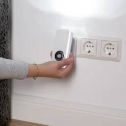 Lámpara nocturna LED Nox con sensor