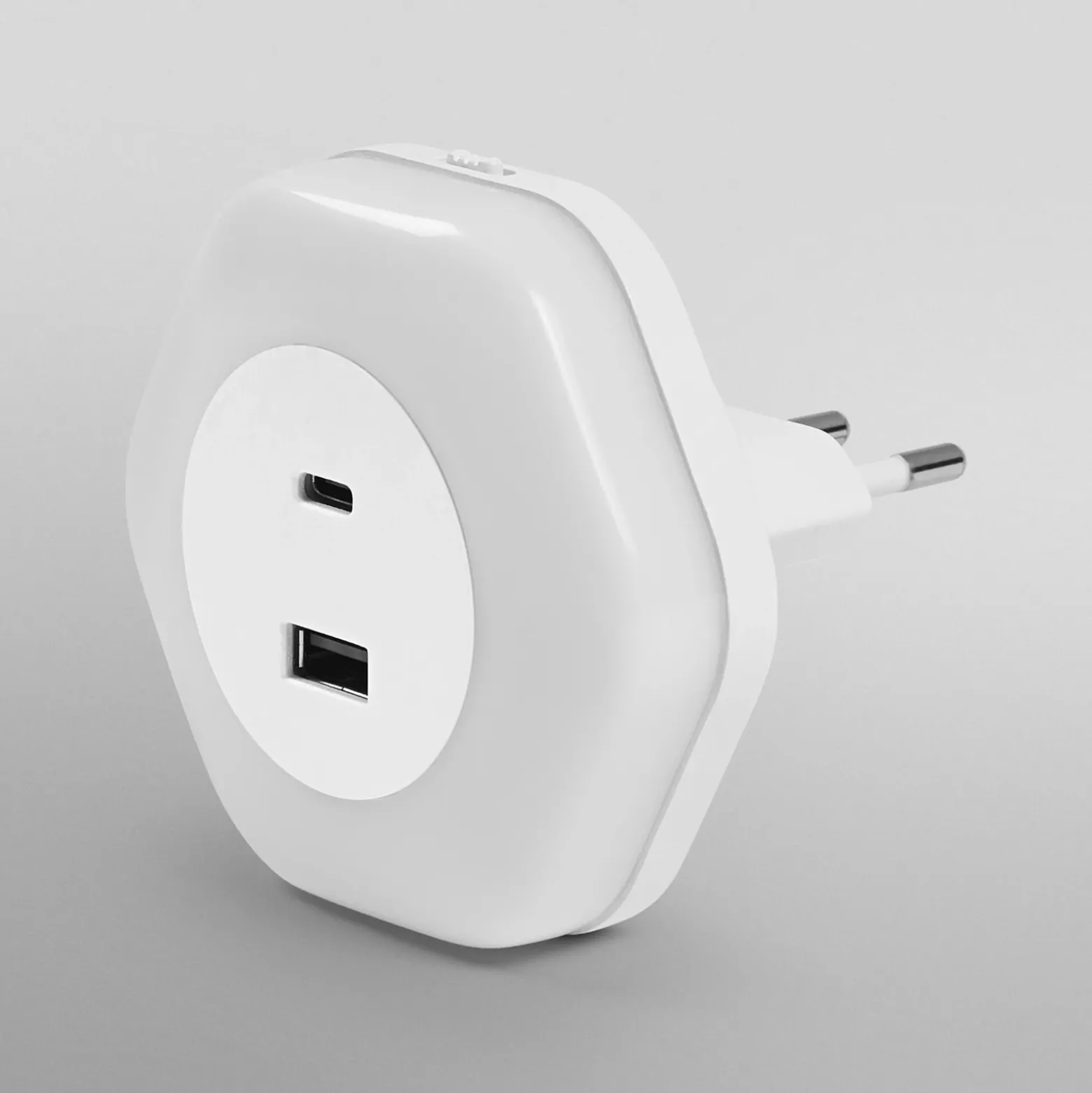 Lámpara nocturna LED para enchufe LUNETTA HEXAGON de OSRAM, sensor, USB