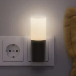 Lámpara nocturna LED para enchufe OSRAM LUNETTA FLARE negro Sensor