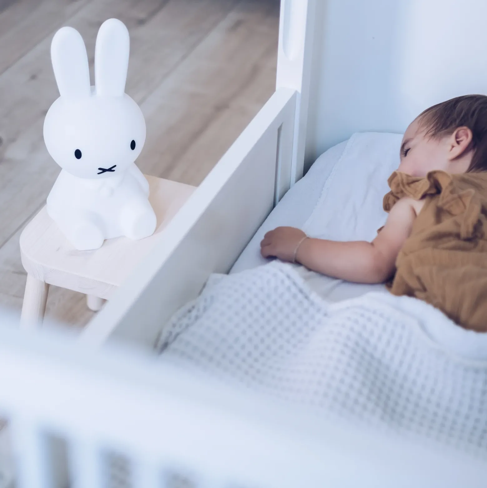 Lámpara recargable Mr Maria Miffy First Light, 30 cm