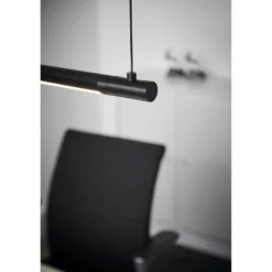 LOOM DESIGN lámpara colgante LED Straw 200, negro, aluminio