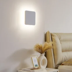 Lucande Aplique de pared LED Elrik, blanco, 22 cm de altura, metal