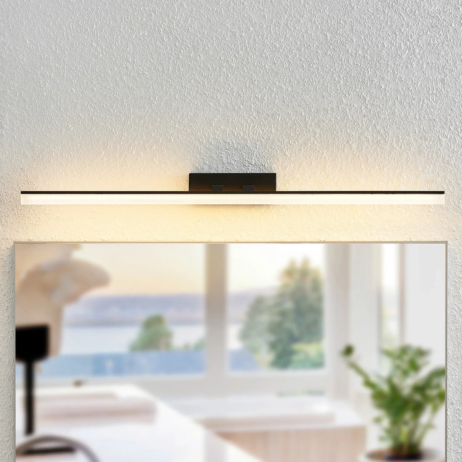 Lucande aplique de pared LED Lisana, horizontal, 75 cm, IP44