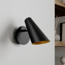Lucande aplique de pared Wibke, altura 24 cm, negro, dorado, metal