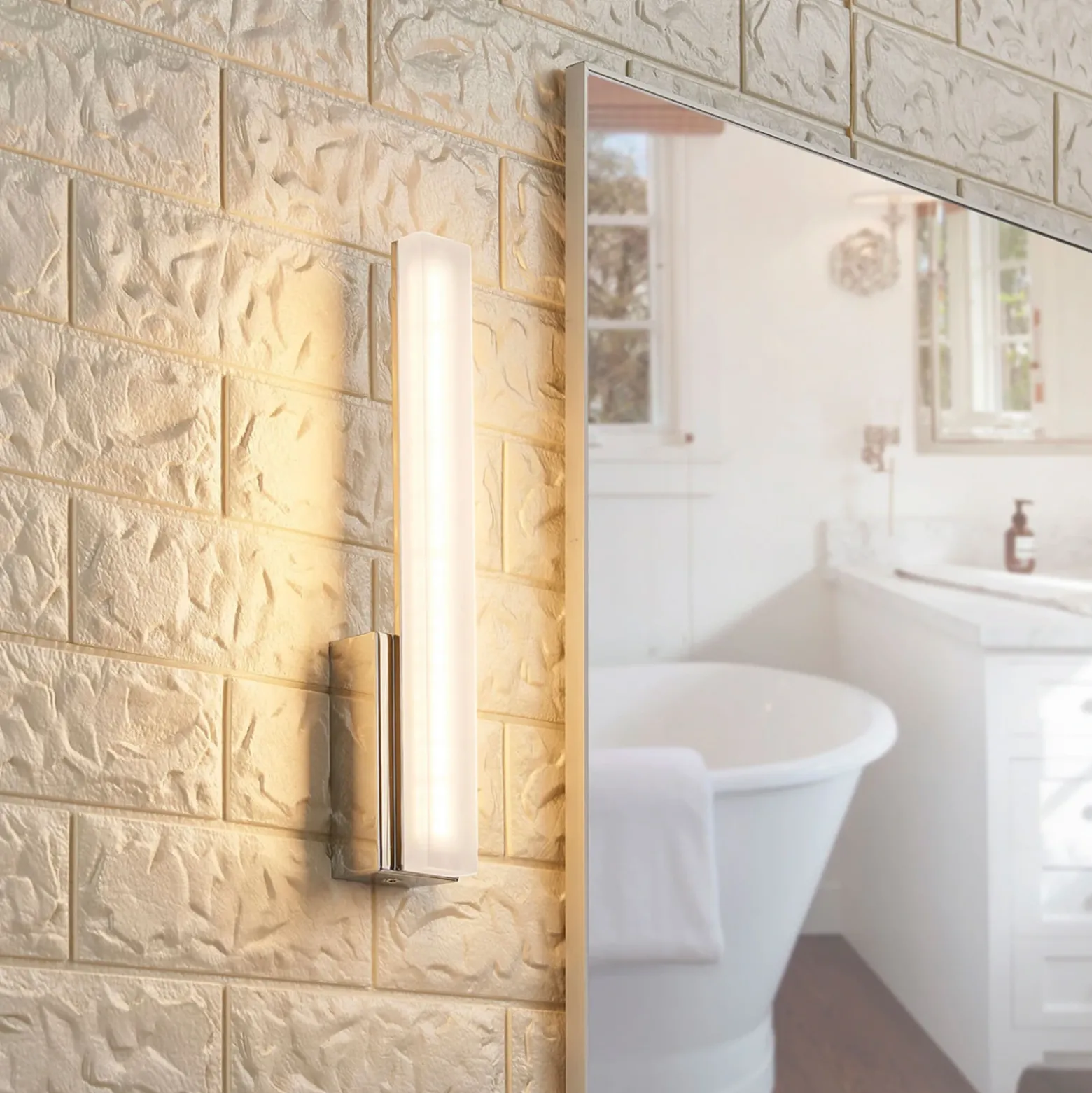Lucande Aplique LED para baño Julie, 32 cm de altura, cromo, IP44