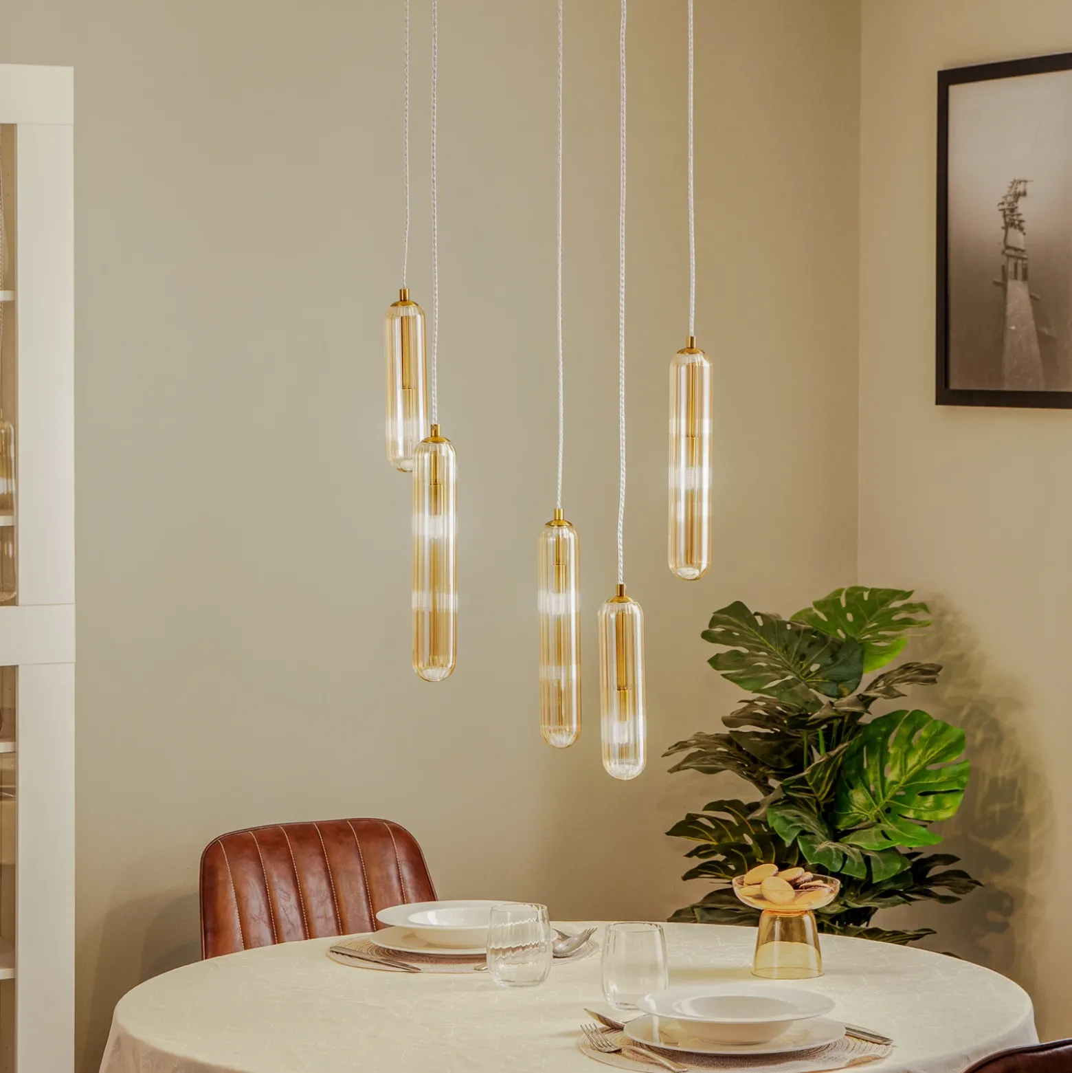 Lucande Freylin lámpara colgante, 5 luces, ámbar, cristal, 48 cm