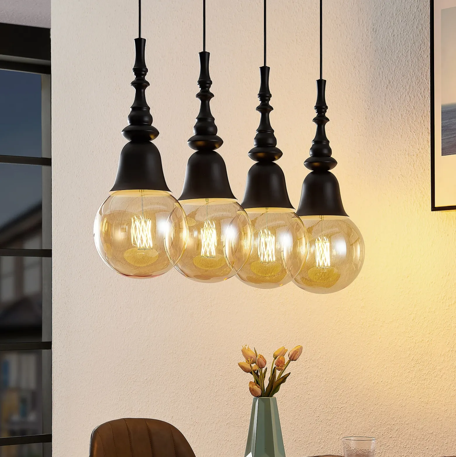 Lucande Gesja colgante, 4 luces, largo, negro