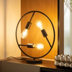 Lucande Linnard lámpara de mesa de hierro, 3 luces