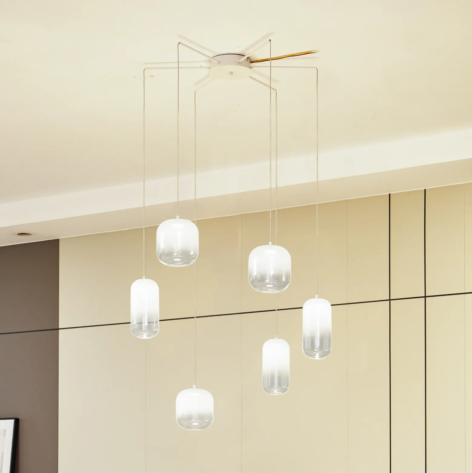 Lucande Lámpara colgante LED Avelina, blanca, 6 luces