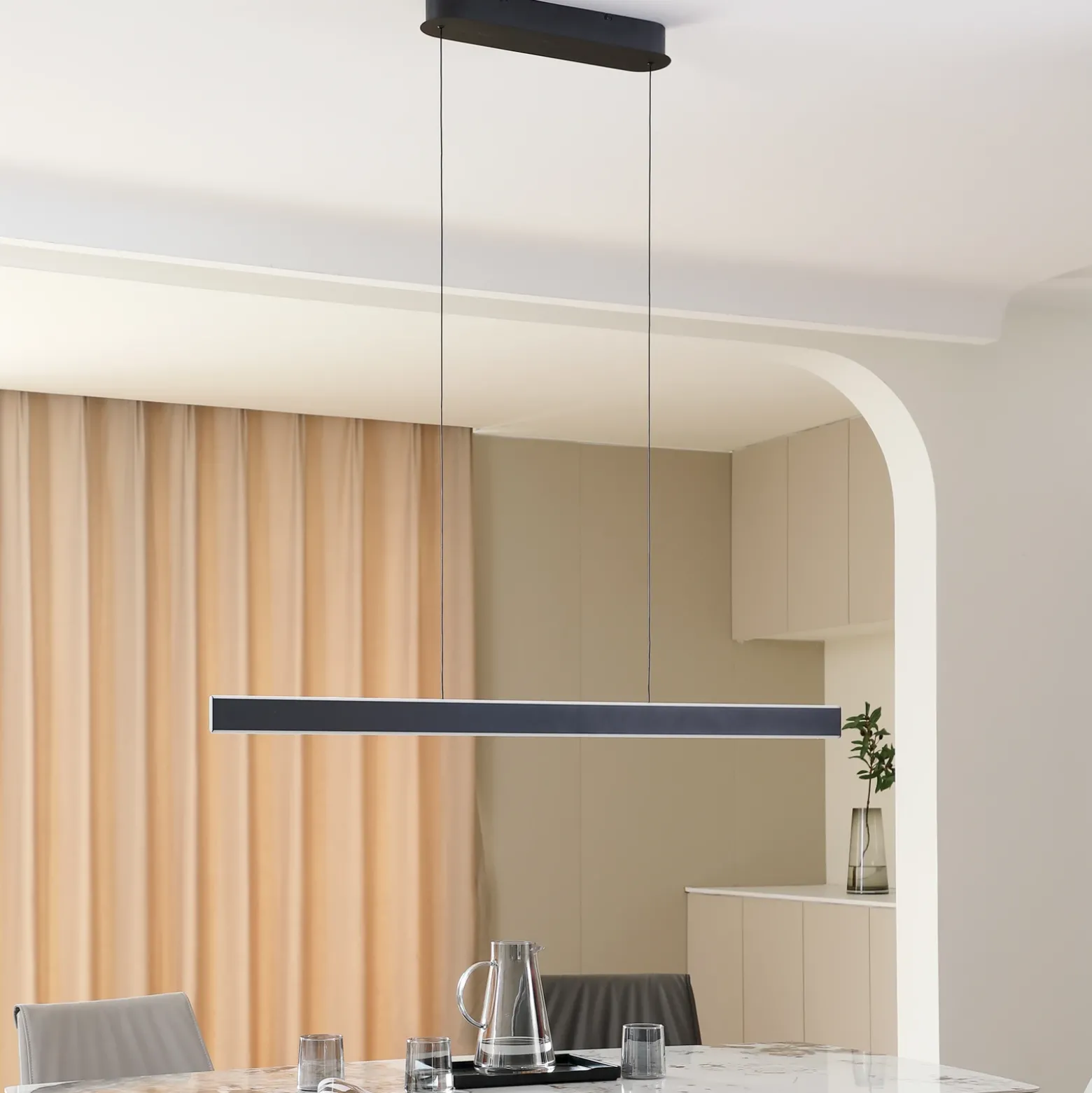 Lucande Lámpara colgante LED Philine, longitud 121 cm, hierro negro