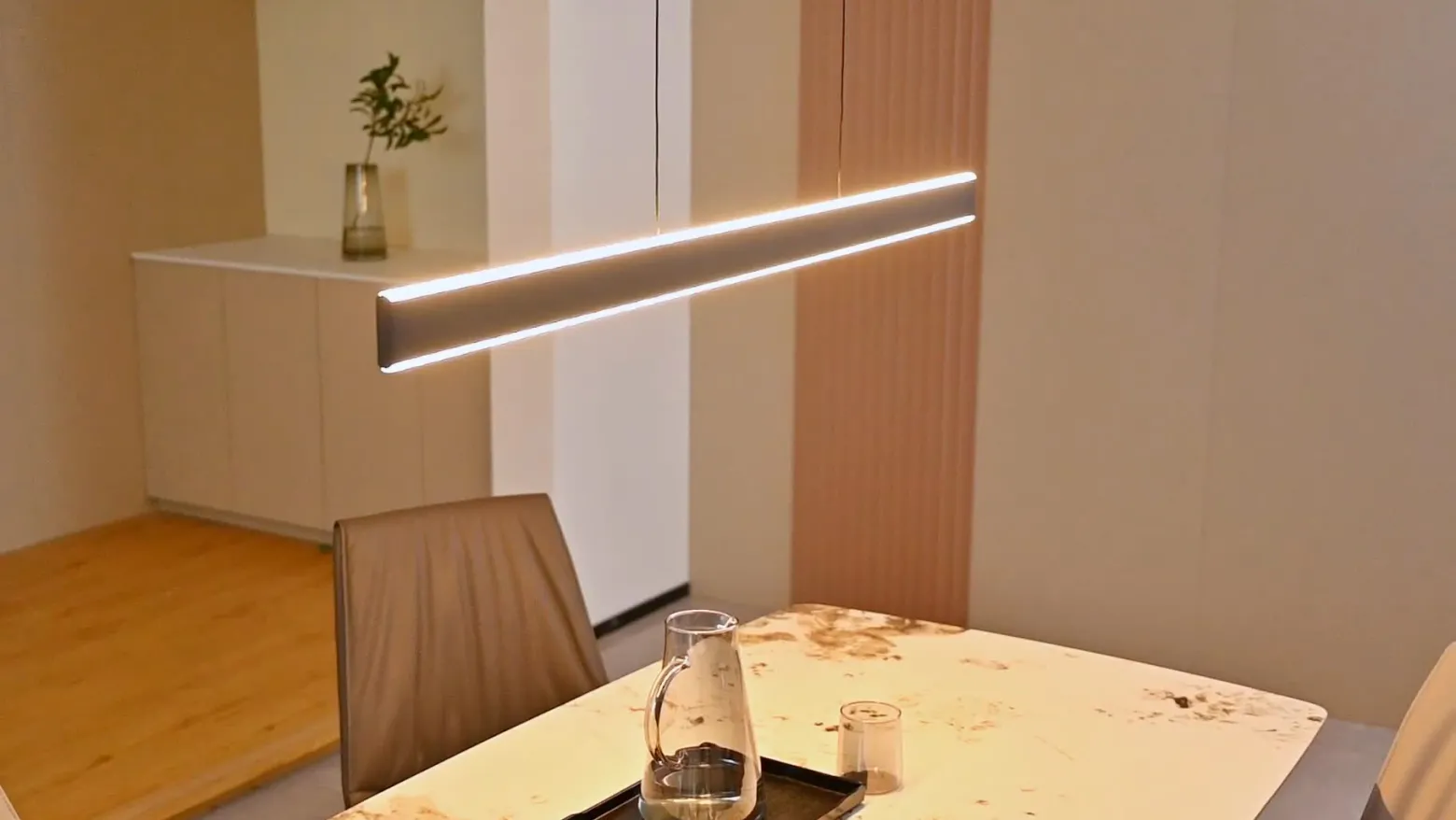 Lucande Lámpara colgante LED Philine, longitud 121 cm, hierro negro
