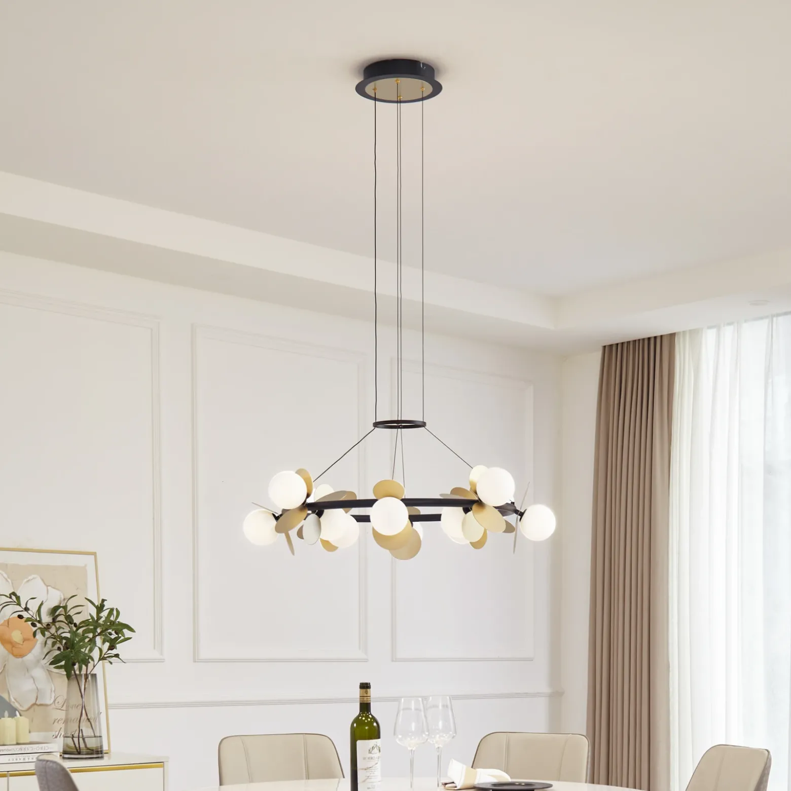 Lucande Lámpara colgante LED Pallo, 12 luces, negro/oro, cristal