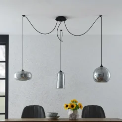Lucande lámpara colgante Zyli, 3 luces, gris humo, cristal