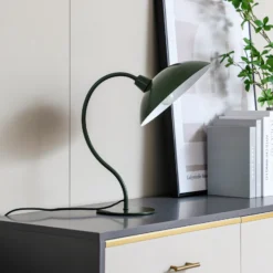 Lucande lámpara de mesa Arvadon, verde, metal, 42,75 cm de altura