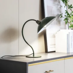 Lucande lámpara de mesa Arvadon, verde, metal, 42,75 cm de altura
