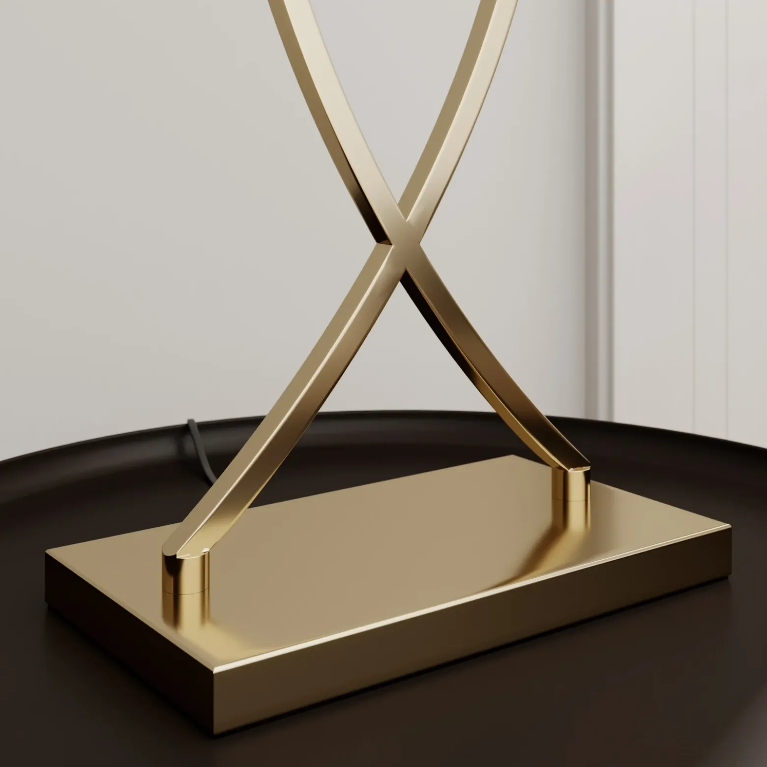Lucande lámpara de mesa Evaine, latón/negro, 66 cm, E27