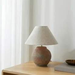 Lucande lámpara de mesa Thalorin, altura 39 cm, marrón, cerámica