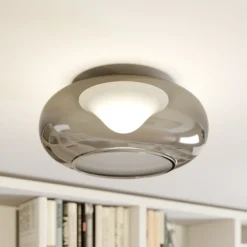 Lucande Lámpara LED de techo Mijo, Ø 43 cm, gris humo, cristal