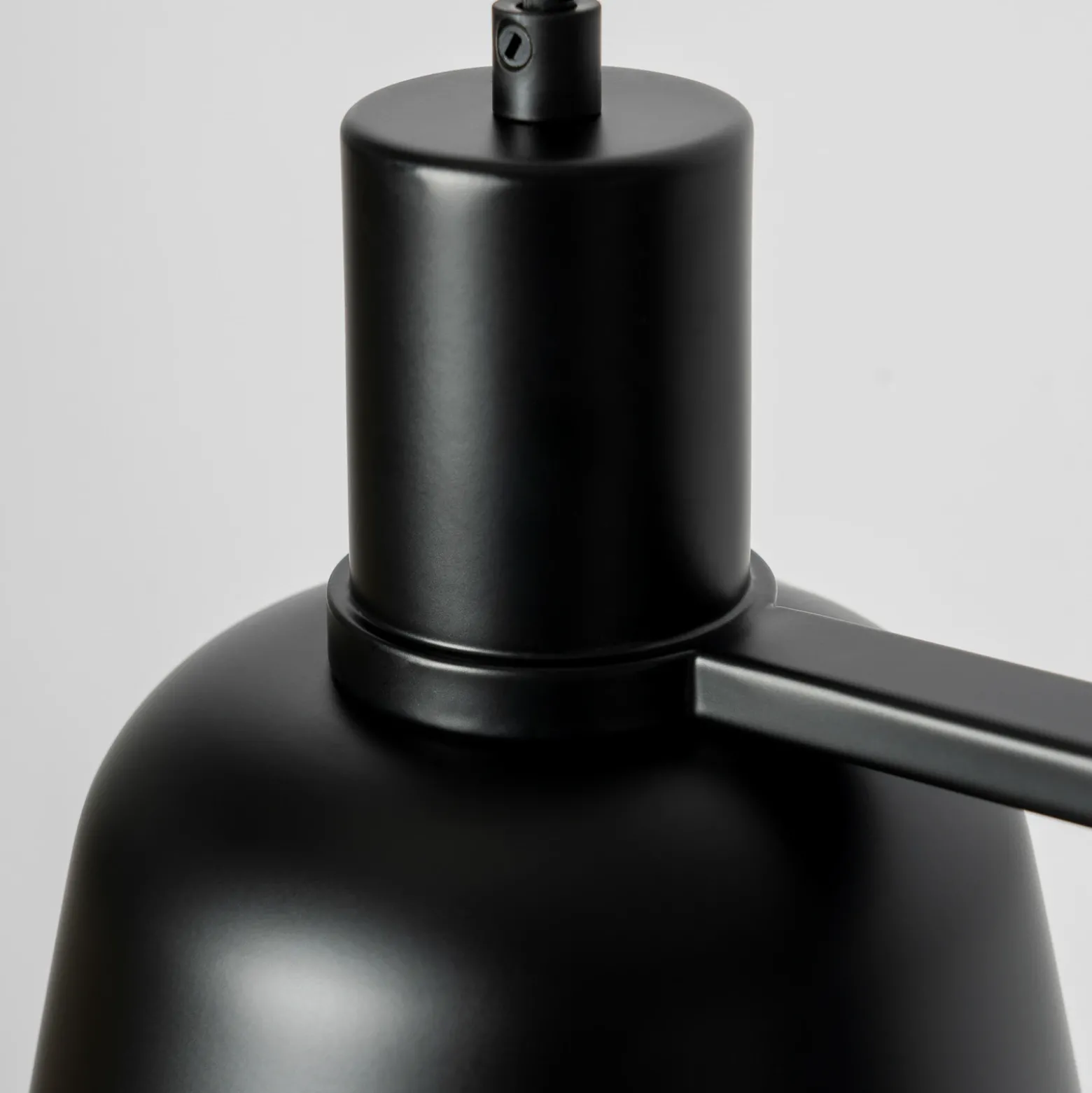 Lucande Servan lámpara colgante, negro, 4 luces