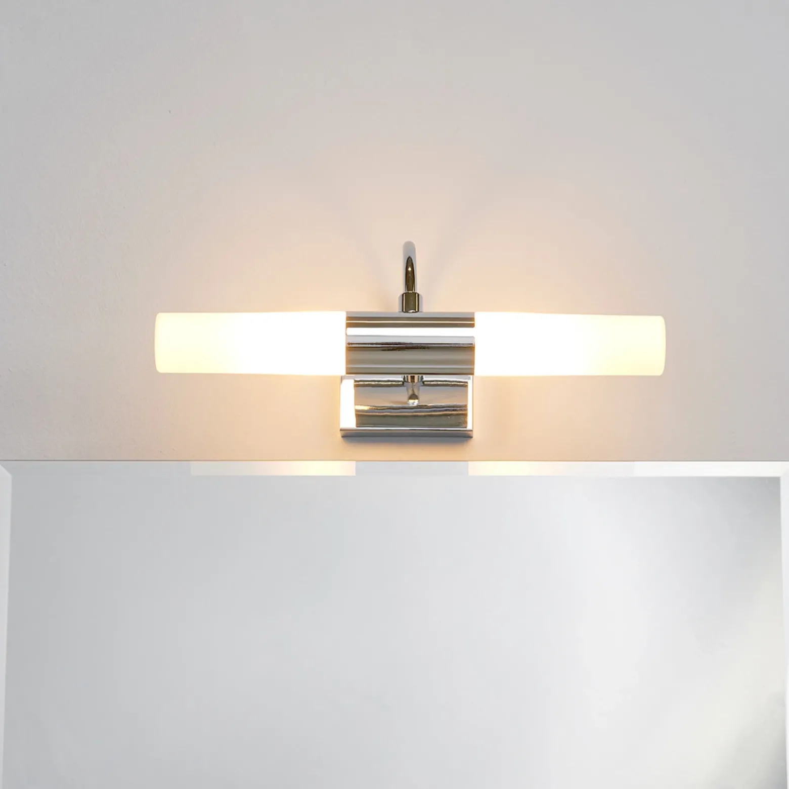 Luz de espejo Devran para baño