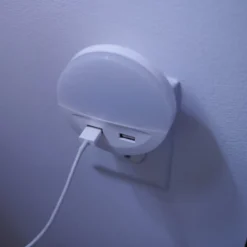 Luz nocturna LED con enchufe LUNETTA USB de OSRAM, blanca, Ø 9 cm