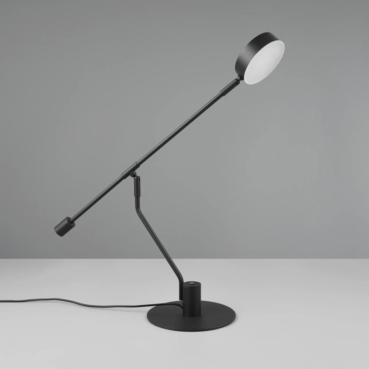 Manduro lámpara de mesa LED, negro, metal, atenuador CCT