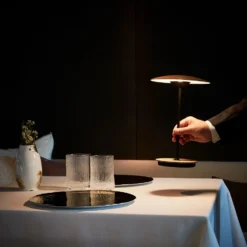 MARSET Ginger Lámpara de mesa LED recargable madera, roble/blanco