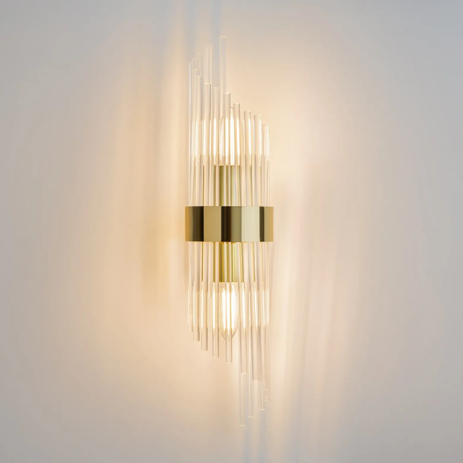 Maytoni Aplique de pared Frame, 2 luces, altura 46 cm, dorado/claro