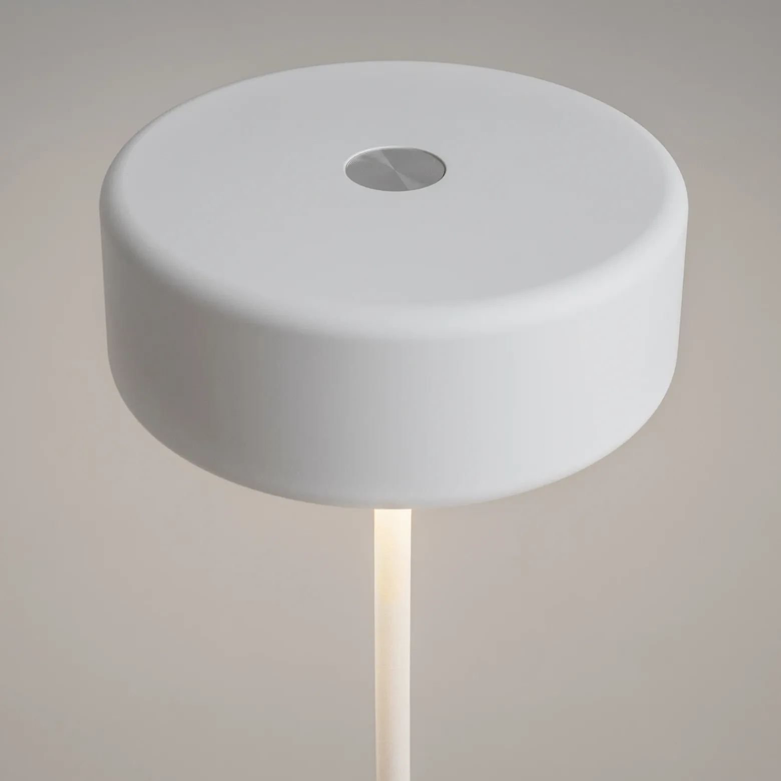 Maytoni Lámpara de mesa LED recargable AI Collaboration, aluminio, blanco