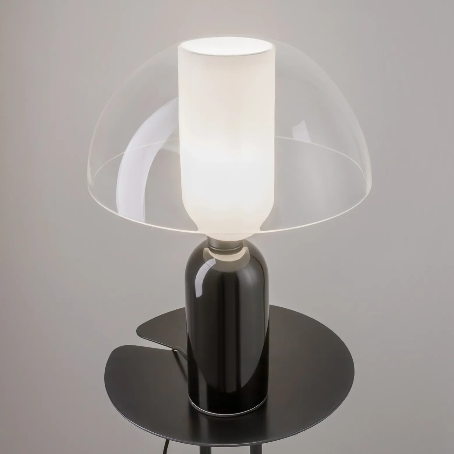 Maytoni Lámpara de mesa Memory, negra, altura 42 cm, cerámica