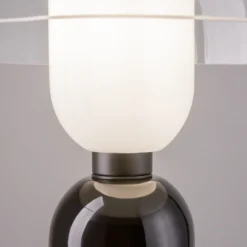 Maytoni Lámpara de mesa Memory, negra, altura 42 cm, cerámica